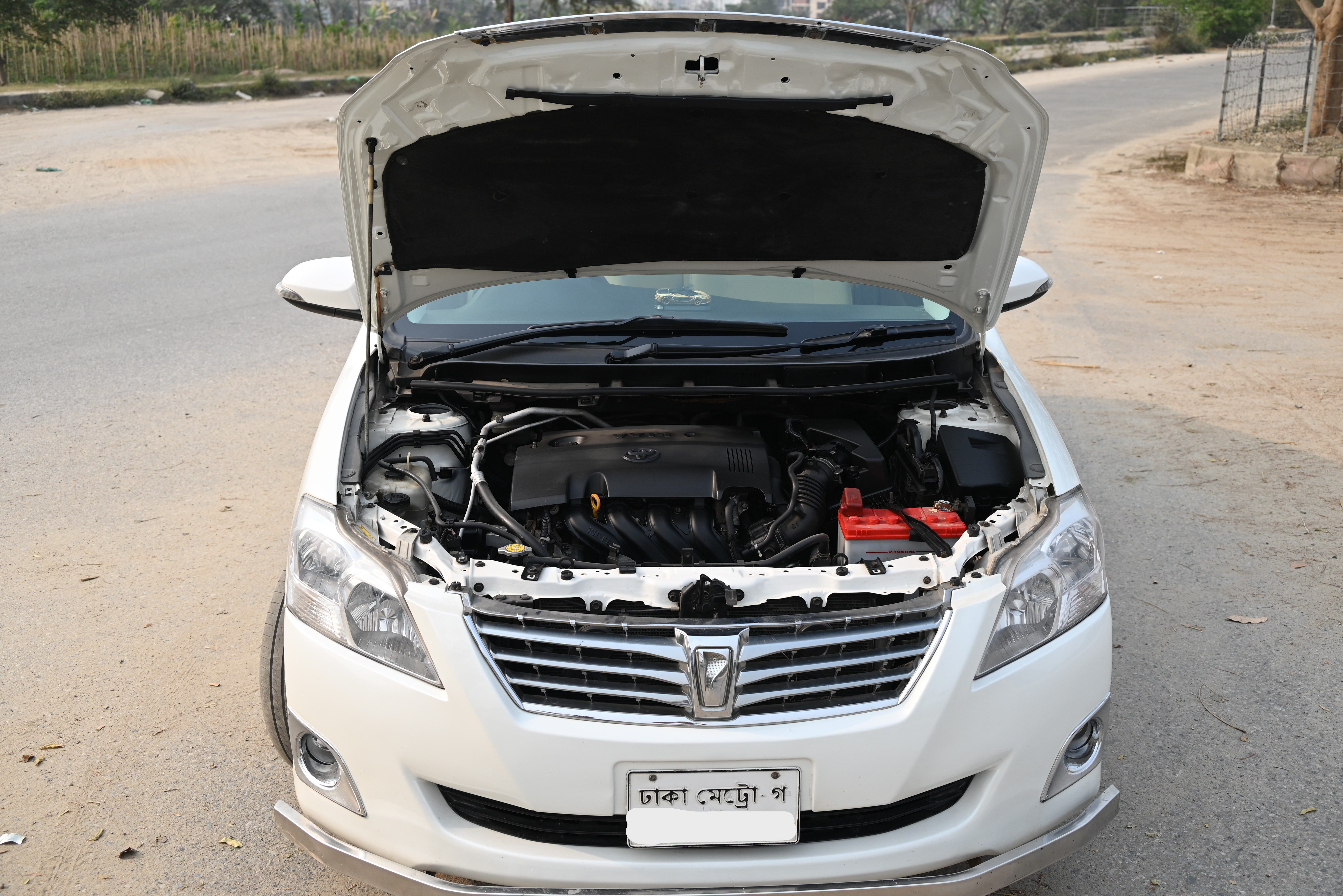 Toyota Premio - 2013