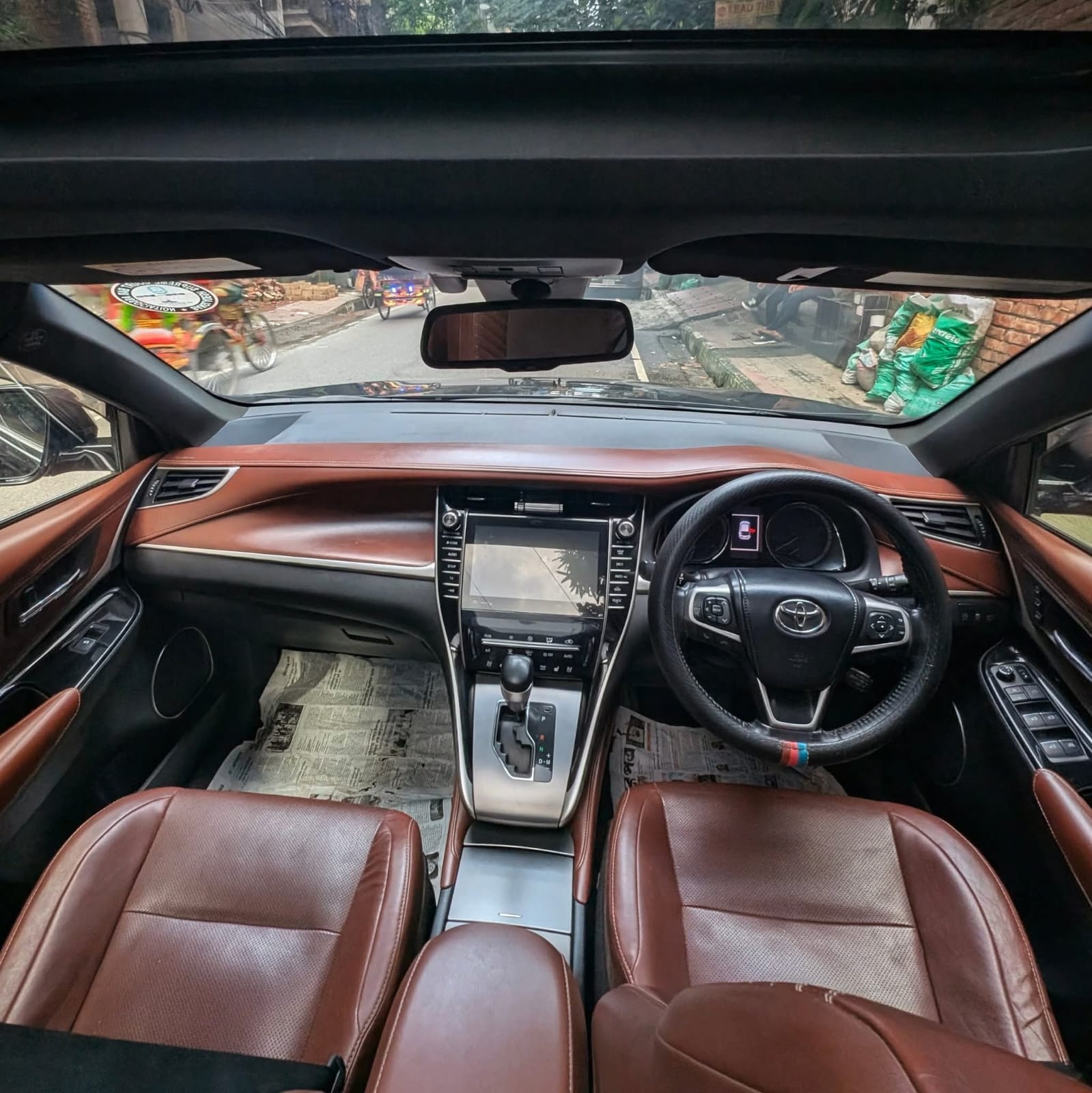 Toyota Harrier Progress - Model 2017