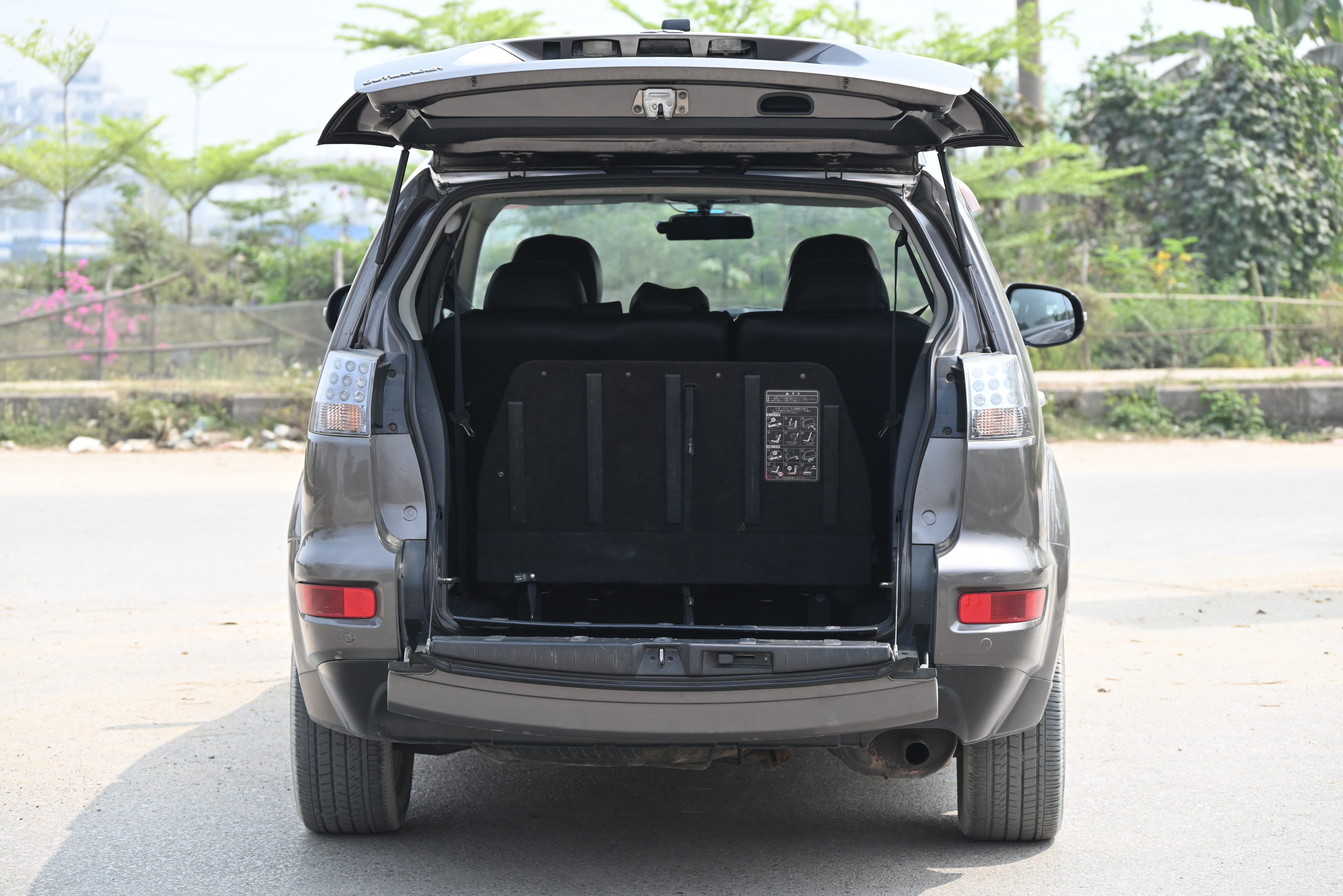 Mitsubishi Out Lander -Model 2011